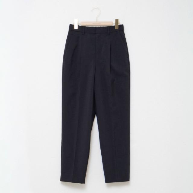 ノーリーズ（NOLLEY’S）/《セットアップ対応》ウォッシャブルタックテーパードパンツ