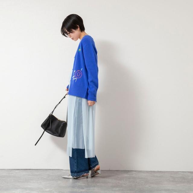 リエミラー（Rie Miller）/《手洗い可能》ハンド刺繍Vネックカーディガン