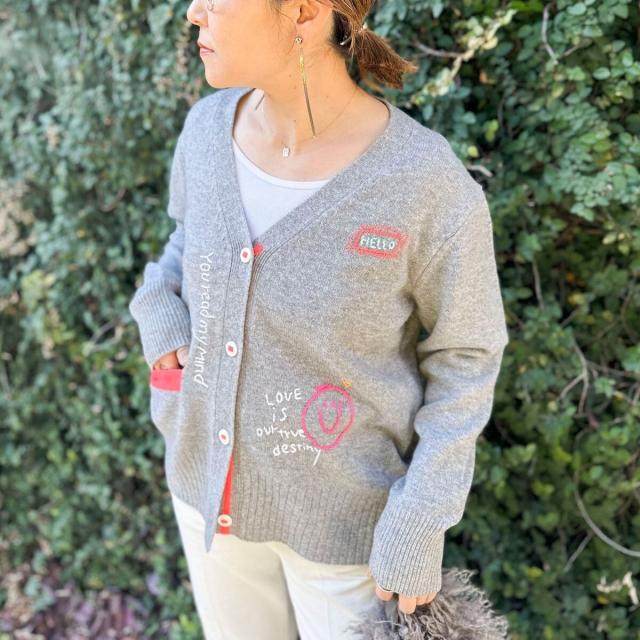 リエミラー（Rie Miller）/《手洗い可能》ハンド刺繍Vネックカーディガン