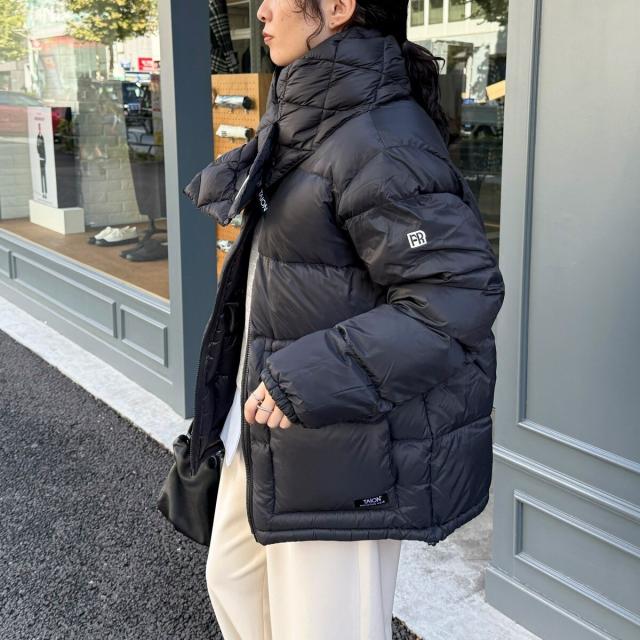 あがさ　TATON fredyemueコラボダウンジャケット fredy emue（フレディエミュ） ダウンコート ダウンジャケット 「TAION