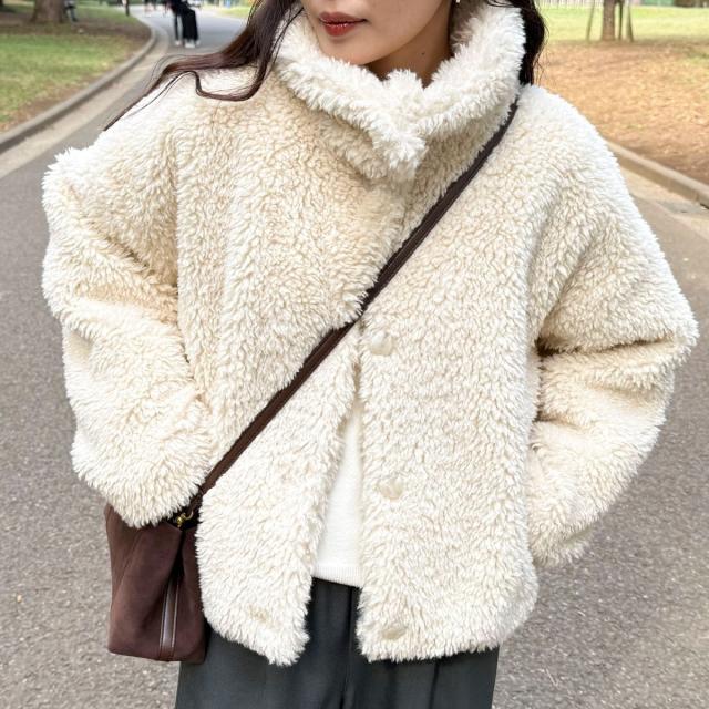 フレディエミュ（fredy emue）/フェイクファーコート