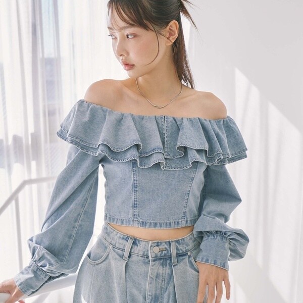 アルシーヴ（archives）/デニムラッフルオフショルブラウスの通販は 6,600円