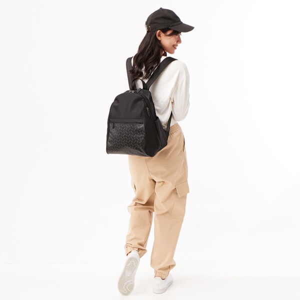 ホワイ（WHY）/ナイロンハーネスライト リュック Smallの通販はau PAY