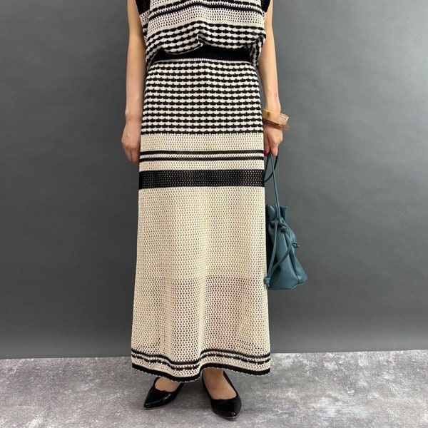 ニコルホワイト（NICOLE WHITE）/ペプラムニットスカート