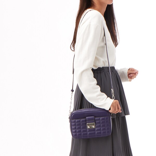 MICHAEL KORS マイケルコース TRIBECAカメラバッグ ミディアム MICHAEL KORS｜TRIBECA カメラバッグ ミディアム マイケルコース