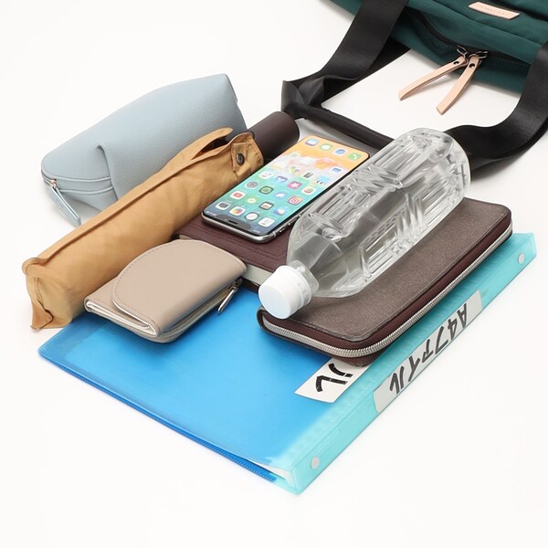 ルガーノ（L．GANO）/普段使いにも通年使える軽量撥水シンプルデザイン