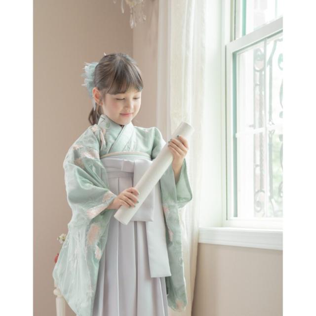 キャサリンコテージ（Catherine Cottage）/花柄刺繍チュール