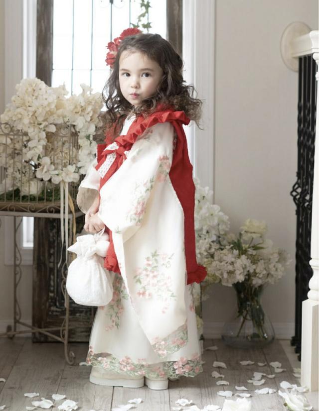 キャサリンコテージ(Catherine Cottage)/ぽんぽんレース巾着の キャサリンコテージ(Catherine Cottage)/ぽんぽんレース巾着の