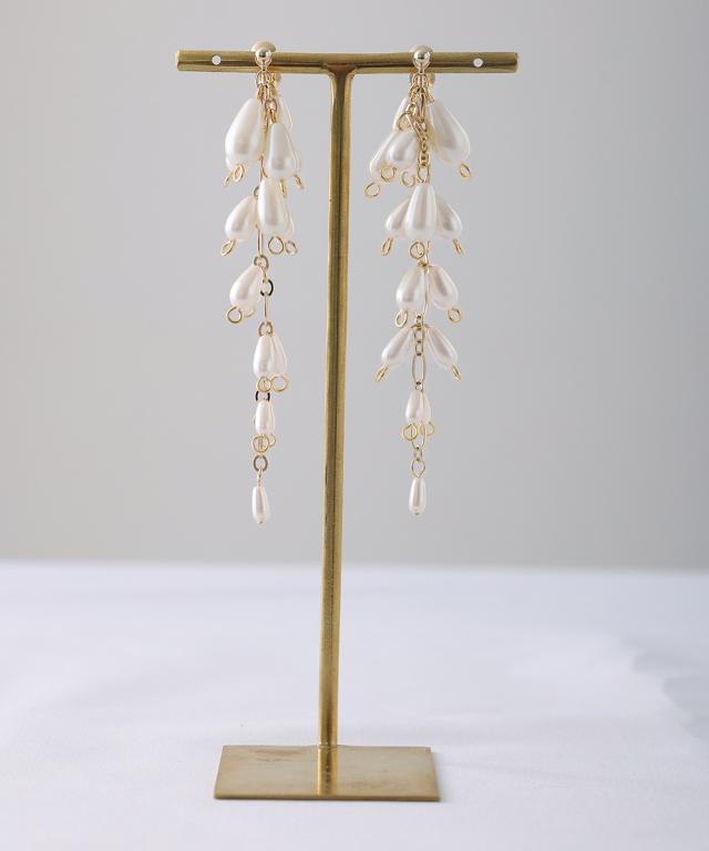 プールヴー（PourVous）/ウィステリアモチーフイヤリング