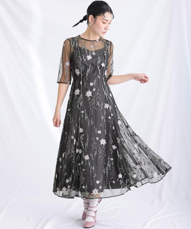 アトロ（atlo）/結婚式ドレス