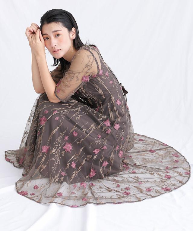 アトロ（atlo）/結婚式ドレス