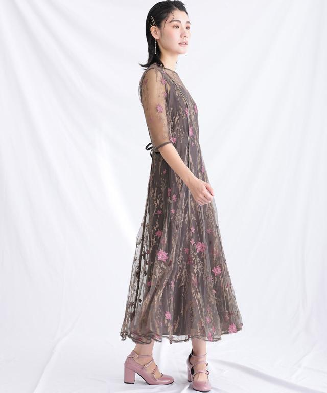 アトロ（atlo）/結婚式ドレス