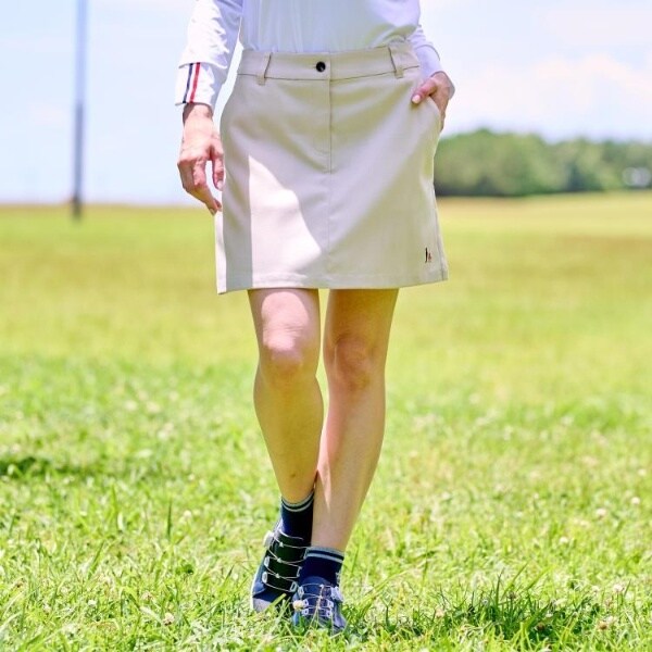 ☆新品☆adabat ゴルフウェア スカート40 ゴルフスカート アダバット ☆新品☆adabat ゴルフウェア スカート40