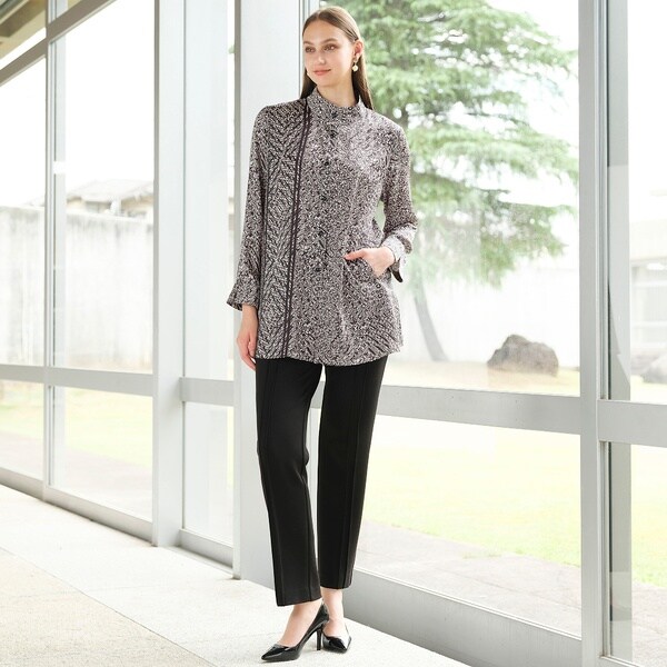 リリアンビューティ（Liliane Burty）/クロスウォームポンチ