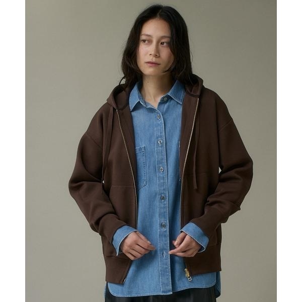 イッツインターナショナル（I．T．’S． international）/ジップアップフーディ