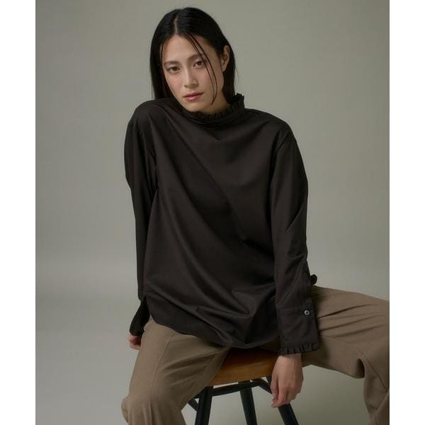 イッツインターナショナル（I．T．’S． international）/ウールフリルブラウス《アリエスウール Super120S’》