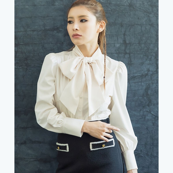 アンビエント（AMBIENT）/ピンタッククラシックブラウスの通販は 14,293円