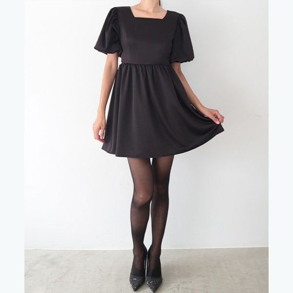 アンビエント（AMBIENT）/バックオープンリボンフレアミニワンピース