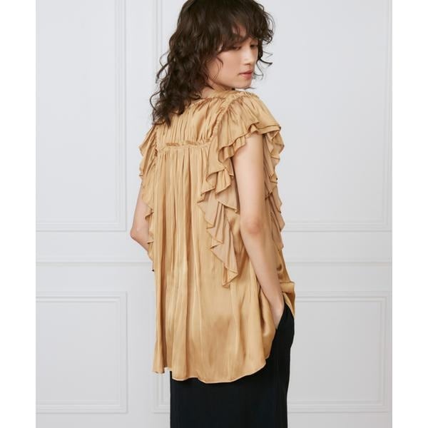 イネド（INED）/フラッタースリーブブラウス《la veille by SUPERIOR CLOSET》
