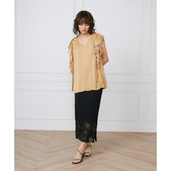 イネド（INED）/フラッタースリーブブラウス《la veille by SUPERIOR CLOSET》