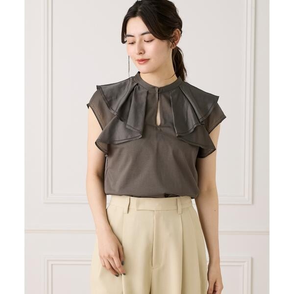 イネド（INED）/《大きいサイズ》ラッフルカラードッキングプルオーバー