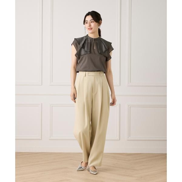 イネド（INED）/《大きいサイズ》ラッフルカラードッキングプルオーバー