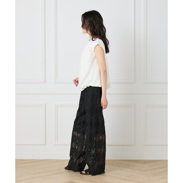 イネド（INED）/《大きいサイズ》バルーンブラウス