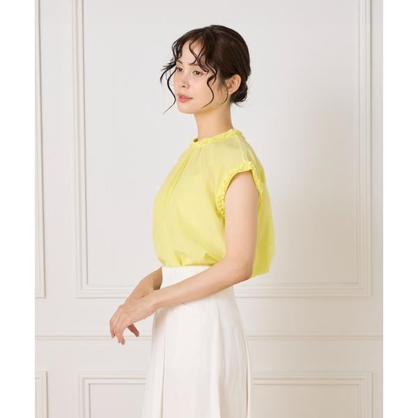 イネド（INED）/《大きいサイズ》タックフリルブラウス