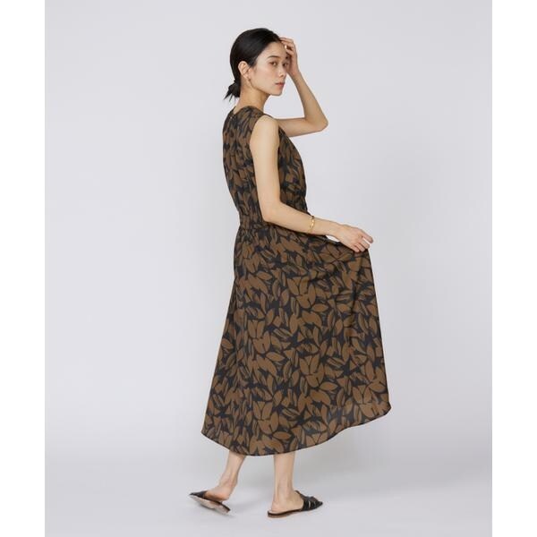 イネド（INED）/《大きいサイズ》ノースリーブプリントワンピース