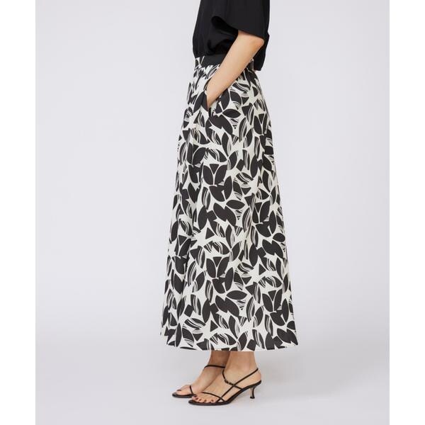 イネド（INED）/《大きいサイズ》プリントフレアスカート