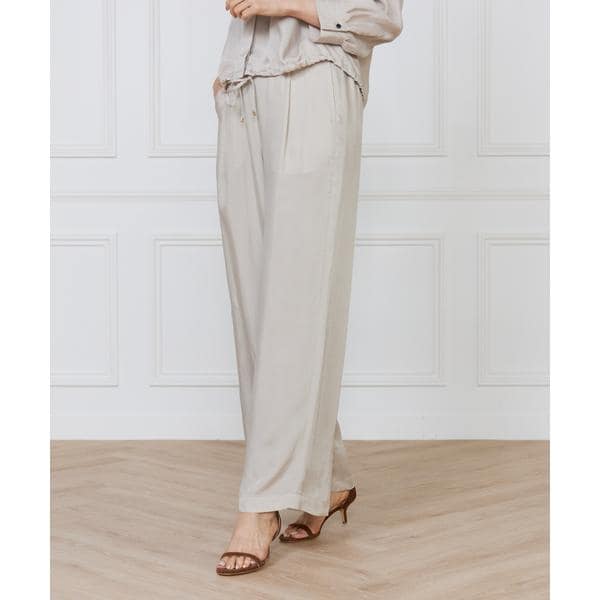 イネド（INED）/《大きいサイズ》キュプラフィブリルストレートパンツ