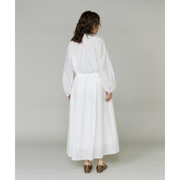 イネド（INED）/《大きいサイズ》ラメドットギャザーブラウス