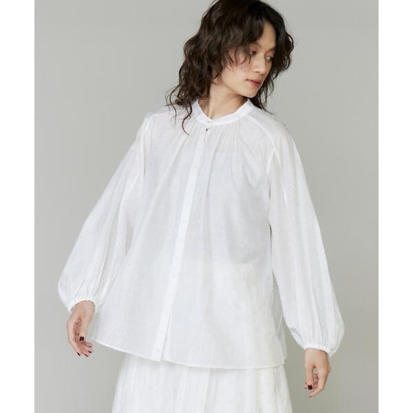 イネド（INED）/《大きいサイズ》ラメドットギャザーブラウス