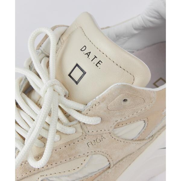 イネド（INED）/FG SHINY BEIGEスニーカー《D．A．T．E．》