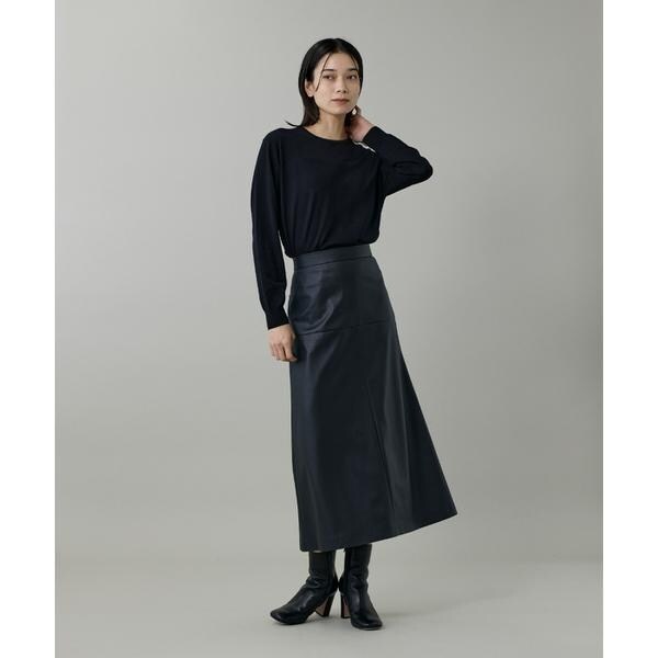 イネド（INED）/《大きいサイズ》フェイクレザートラペーズスカート