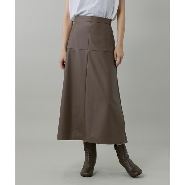 イネド（INED）/《大きいサイズ》フェイクレザートラペーズスカート