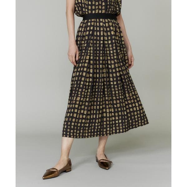 イネド（INED）/《大きいサイズ》デフォルメチェックプリントスカート
