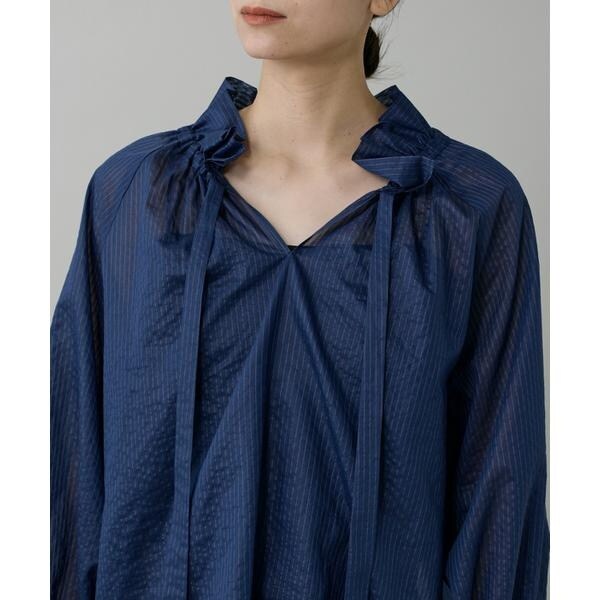 イネド（INED）/《大きいサイズ》シャドーボーダーフリルボウタイブラウス