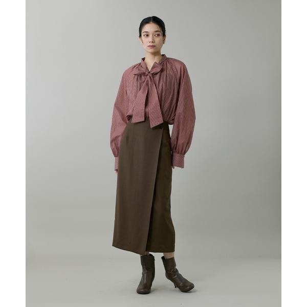 イネド（INED）/《大きいサイズ》シャドーボーダーボウタイブラウス