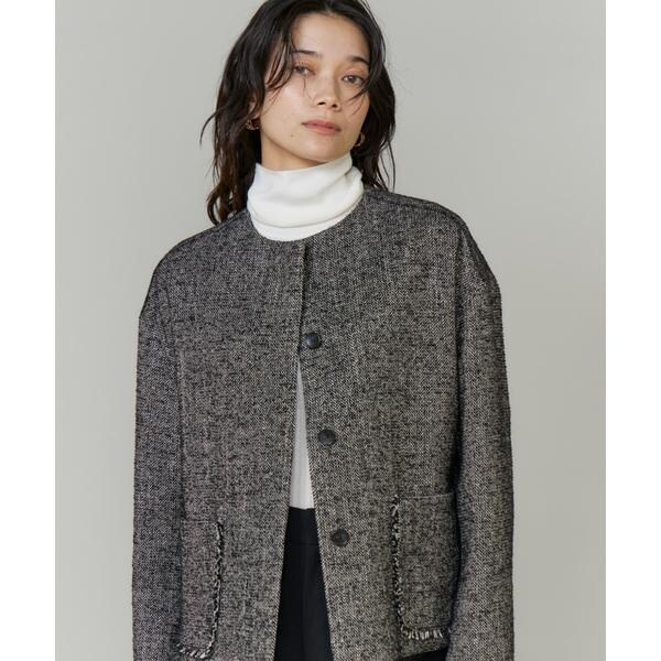 イネド（INED）/《大きいサイズ》ヘリンボーン柄ノーカラーショートコート