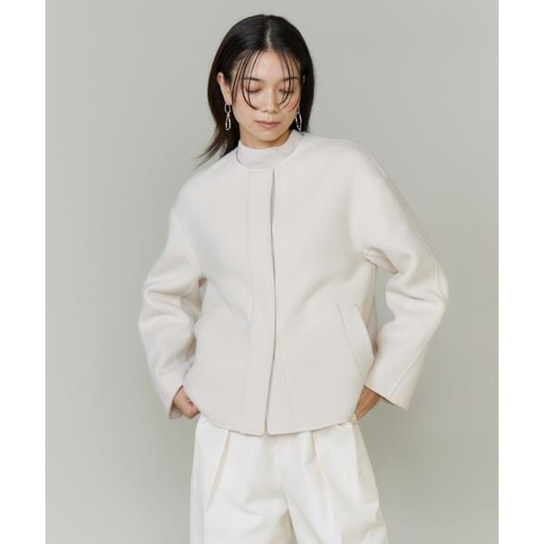 イネド（INED）/《大きいサイズ》ノーカラーショートコート