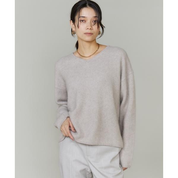 イネド（INED）/《大きいサイズ》チャイニーズラクーンVネックニット