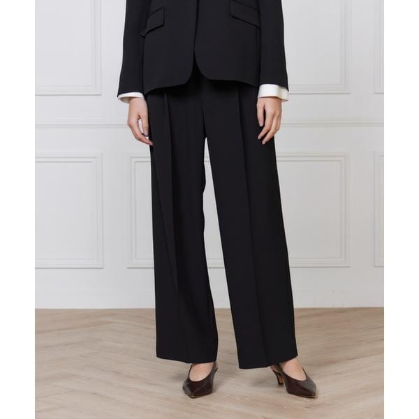 イネド（INED）/《大きいサイズ》ワンタックストレートセミワイドパンツ