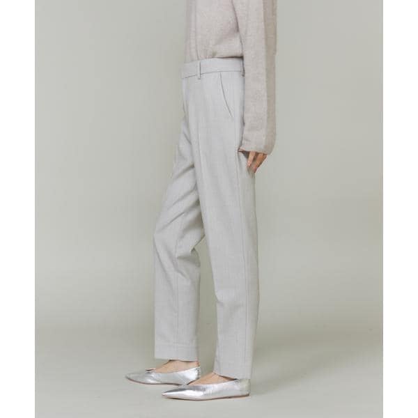 イネド（INED）/《大きいサイズ》テーパードパンツ