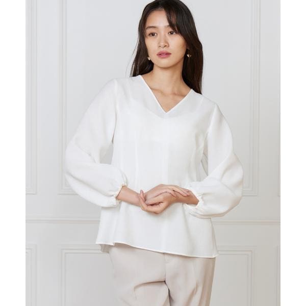 【NEW】イネド（INED）/《大きいサイズ》Vネックブラウス