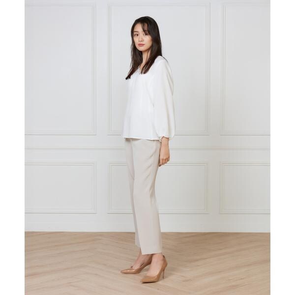 【NEW】イネド（INED）/《大きいサイズ》Vネックブラウス