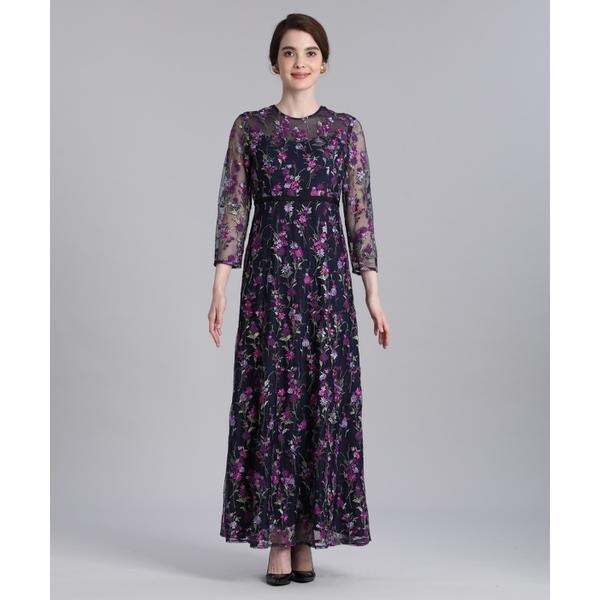 マーリエ ル カセット（Maglie le cassetto）/《M Maglie le cassetto》エンブロイダリーチュールロングドレス