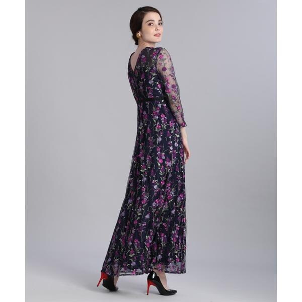 マーリエ ル カセット（Maglie le cassetto）/《M Maglie le cassetto》エンブロイダリーチュールロングドレス