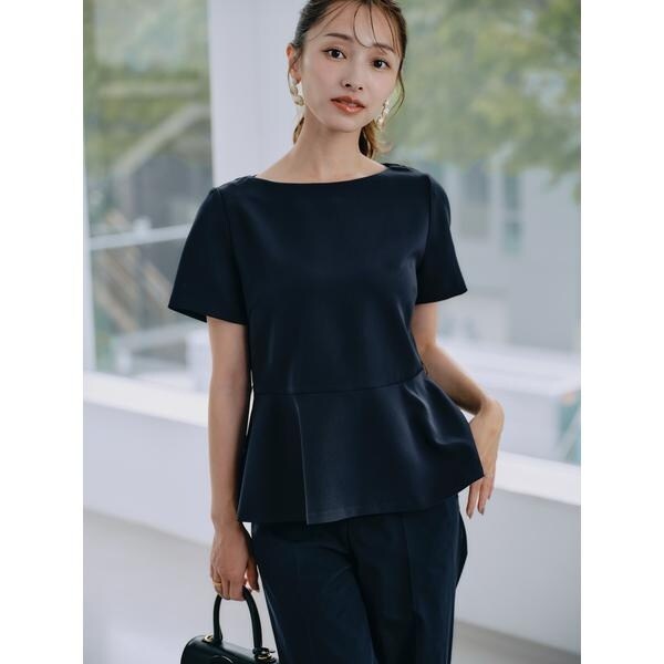 マーリエ ル カセット（Maglie le cassetto）/《M Maglie le cassetto×吉田理紗》凛と“サマみえ”ペプラムブラウス