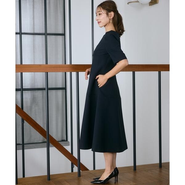 マーリエ ル カセット（Maglie le cassetto）/《M Maglie le cassetto×吉田理紗》クチュールシルエットワンピース